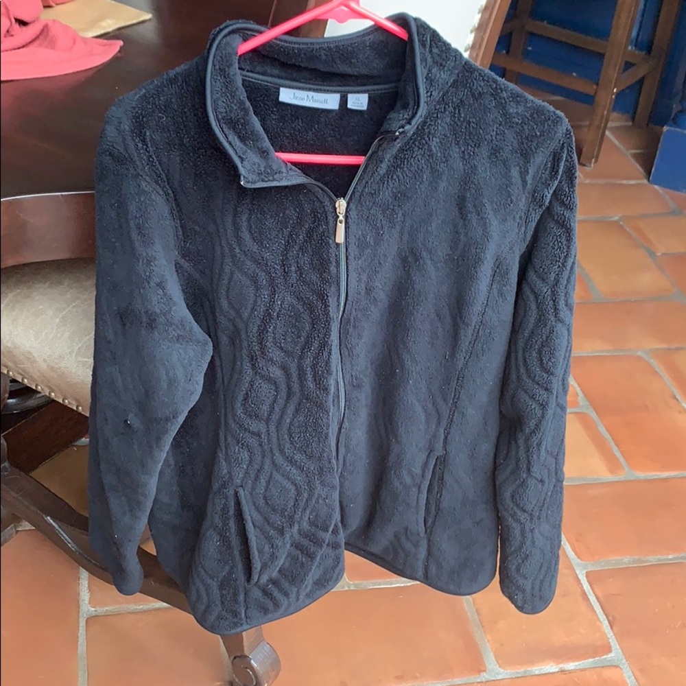 black zip up fuzzy jacket